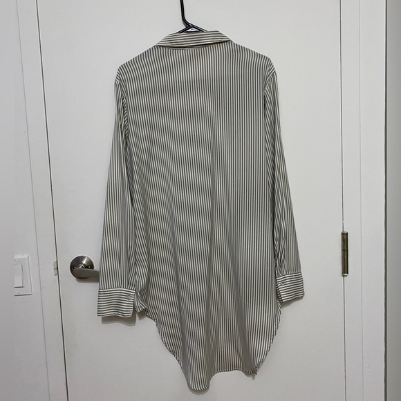 Green striped long shirt 💚 - Picture 3 of 3